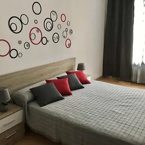 Apartamento 22, Actualment Tancat Apartamento